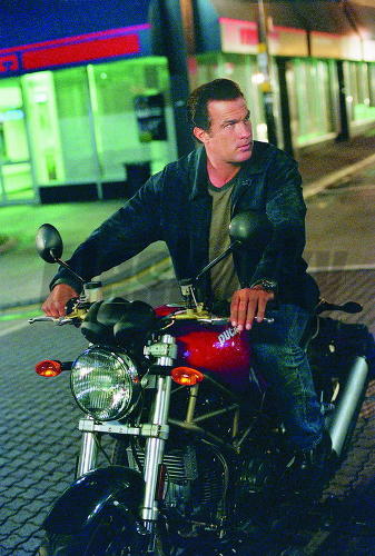 Steven-Seagal§.jpg